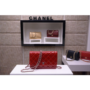 ORIGINAL patent leather small flap bag