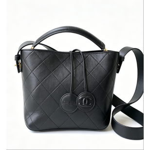 bucket bag