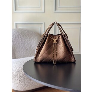 25 caviar leather small hobo