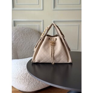 25 caviar leather small hobo