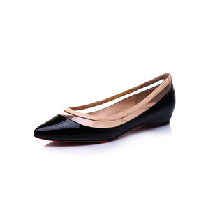 Black patent leather point head flat