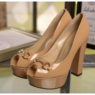 patent leather peep toe platform pump