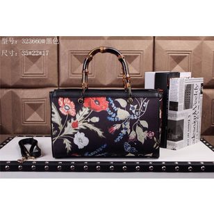 Flower pattern canvas bamboo handle bag