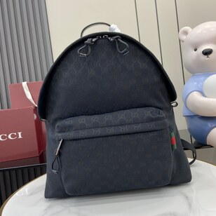 GG canvas medium backpack