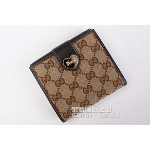 Heart Short Bi-Fold Wallet