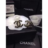 Chanel black pearls earrings