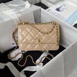 Chanel WOC AS2615