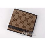 Gucci bi-fold wallet with metal bar