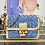 Louis Vuitton Dauphine Soft GM M13319